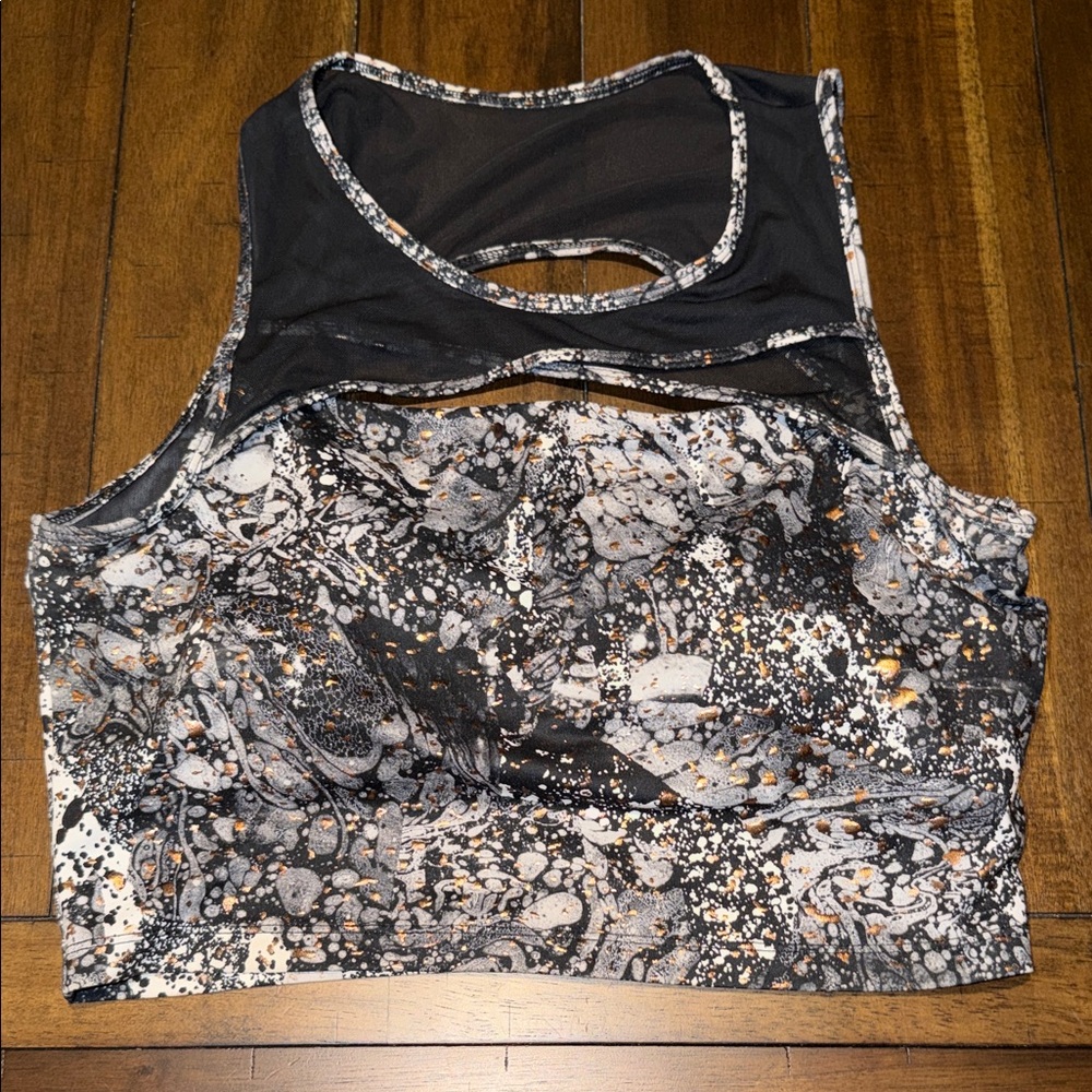 Fabletics Everly Midi Crop Top in the Gilded Granite Black Marble print Medium
